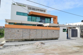 Beautiful VILLA in Fidjrossè